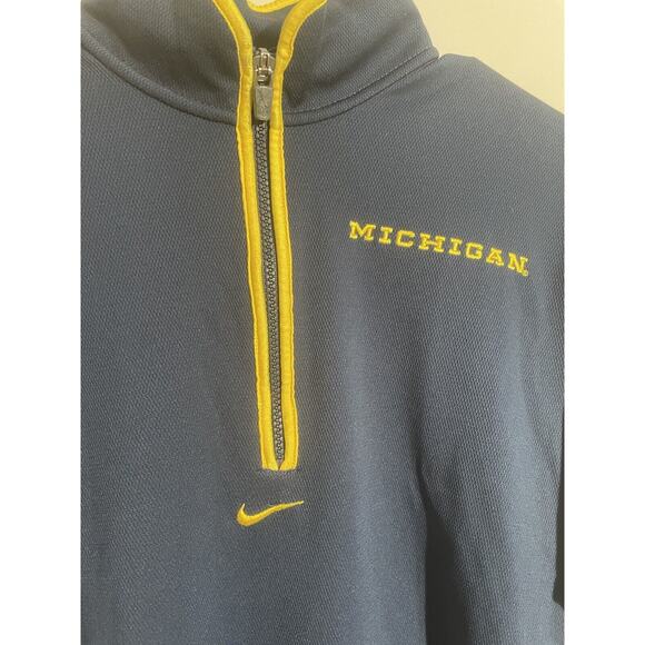 Nike Team Michigan Wolverines Quarter Zip Lightweight Pullover Men's M - Picture 2 of 10